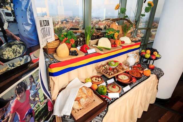 Отель Hotel Golden Tulip Ana Tower Sibiu Сибиу-12